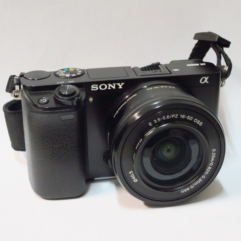 Sony a6000 with Sony 1650mm Power Zoom Lens Croydon Ringwood CameraHouse